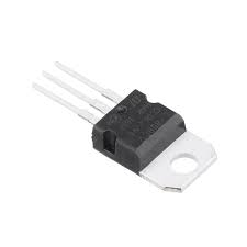 7808 IC  Fixed Positive 8V Voltage Regulator
